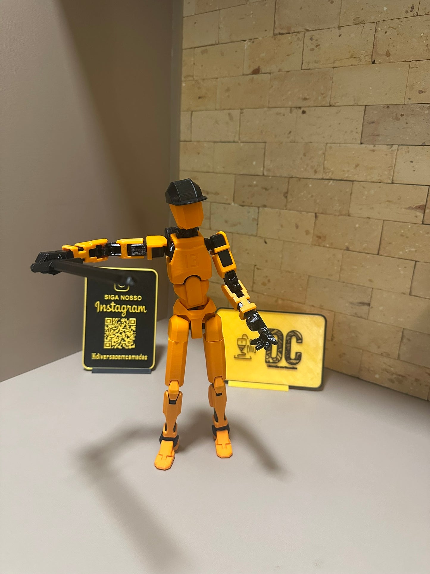 🔧 Dummy 13 – O Boneco Mais Articulado do Mundo! 🔧