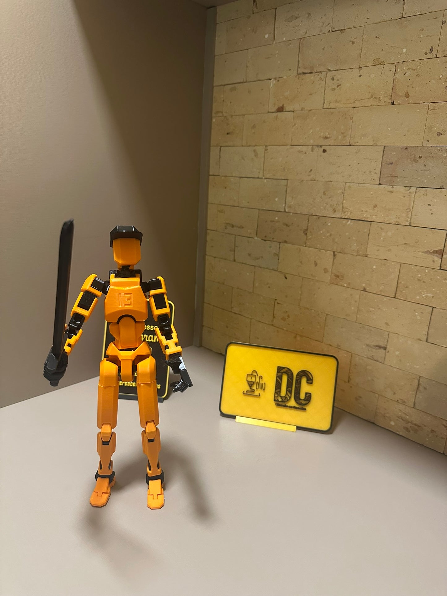 🔧 Dummy 13 – O Boneco Mais Articulado do Mundo! 🔧