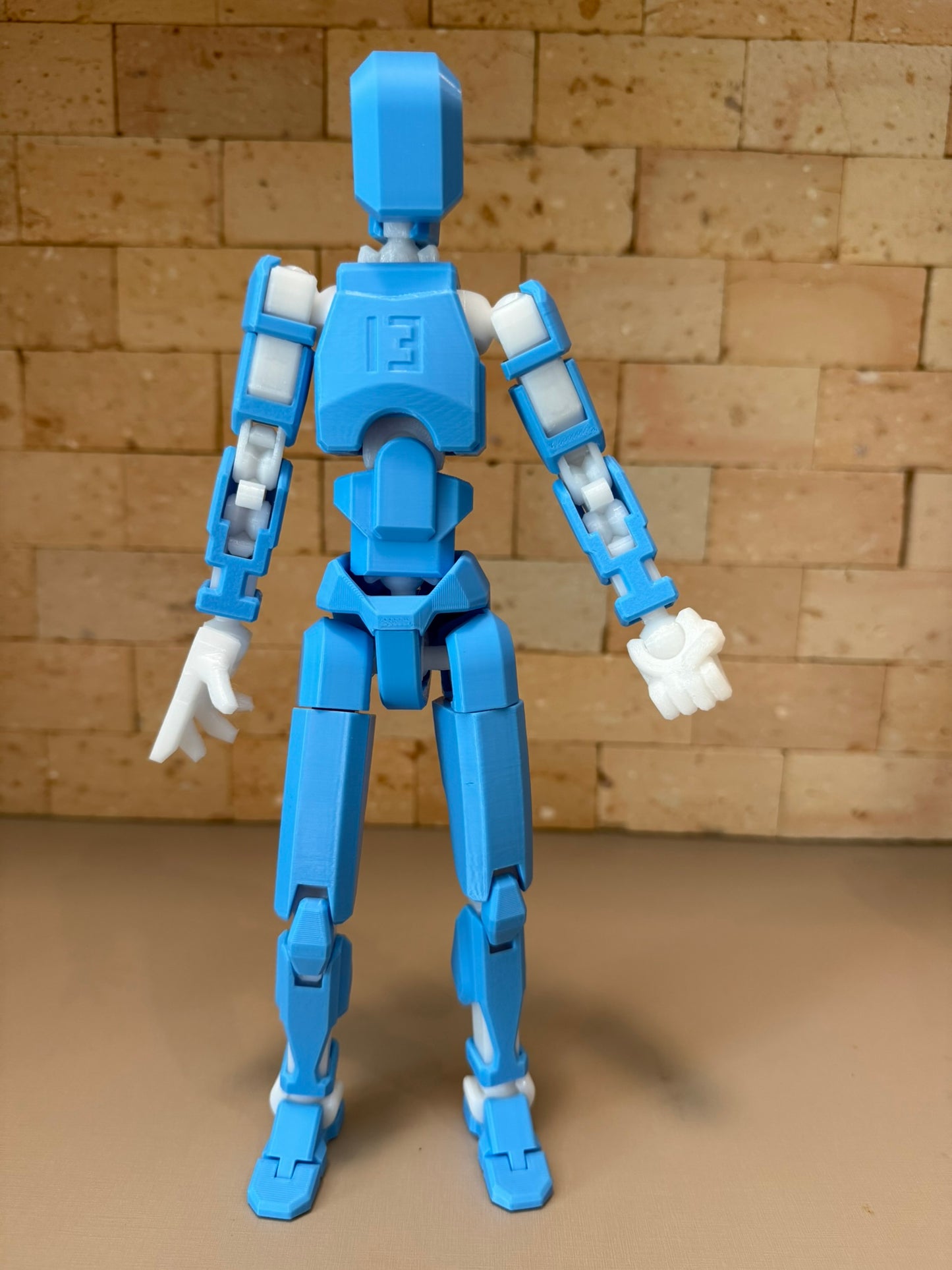 🔧 Dummy 13 – O Boneco Mais Articulado do Mundo! 🔧