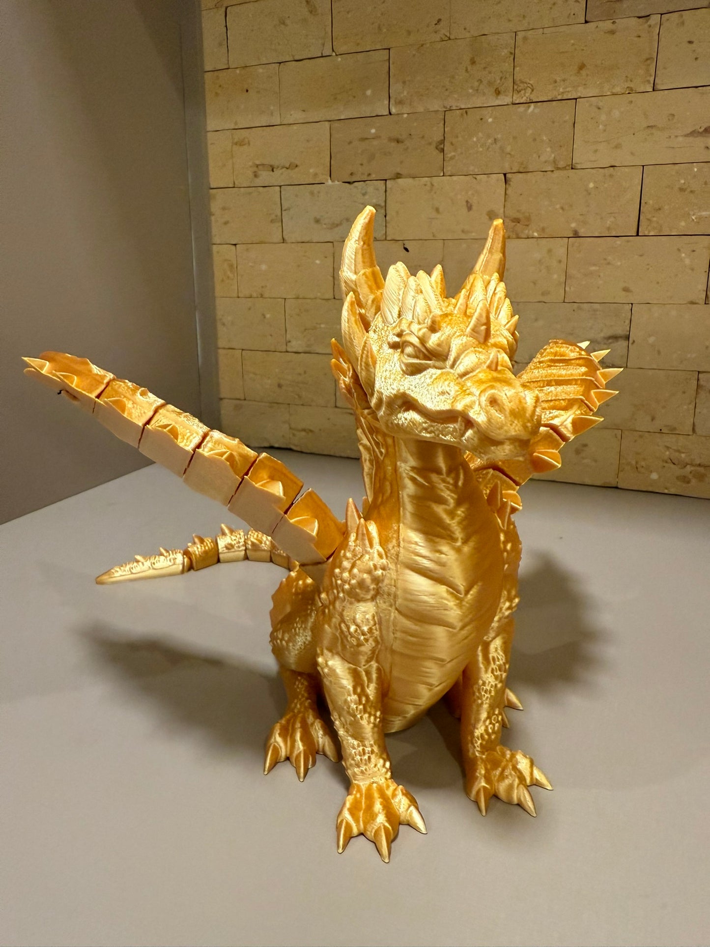 🔥 Blaze Wing – Dragão com Asas Móveis