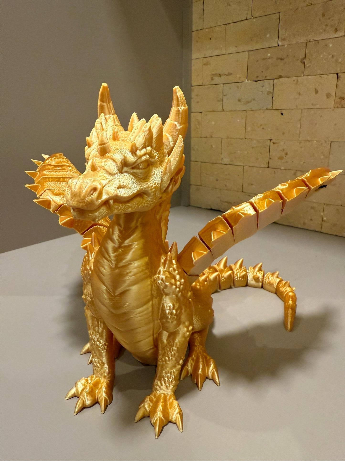 🔥 Blaze Wing – Dragão com Asas Móveis